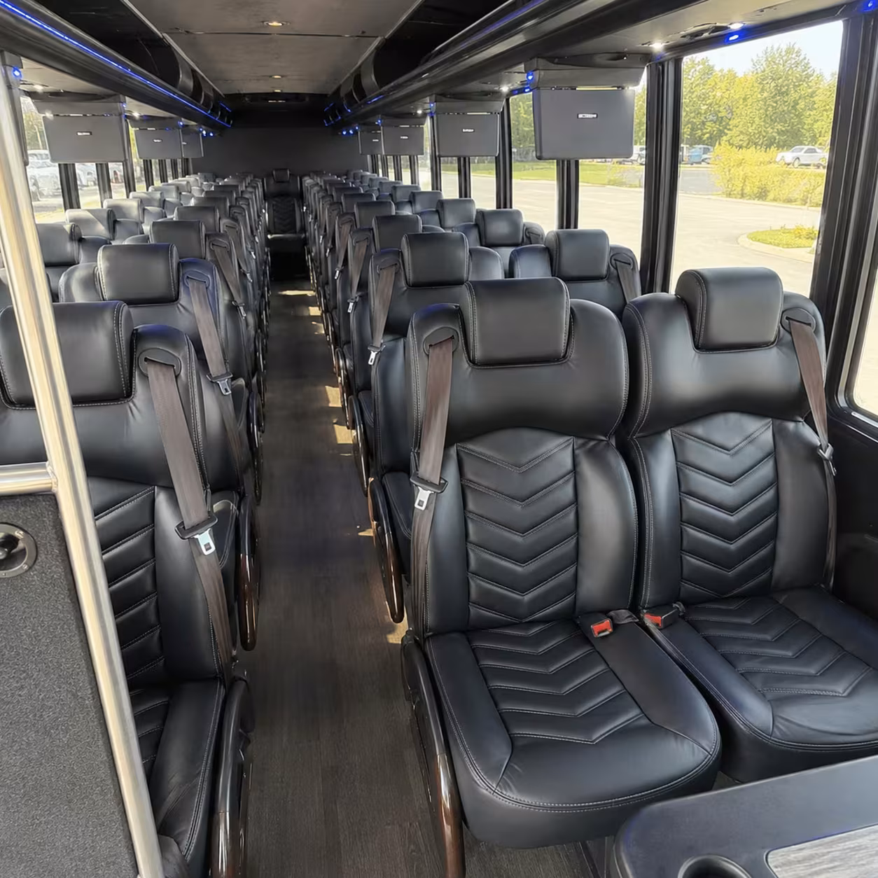 santa fe prom minibus rentals from a large network of providers