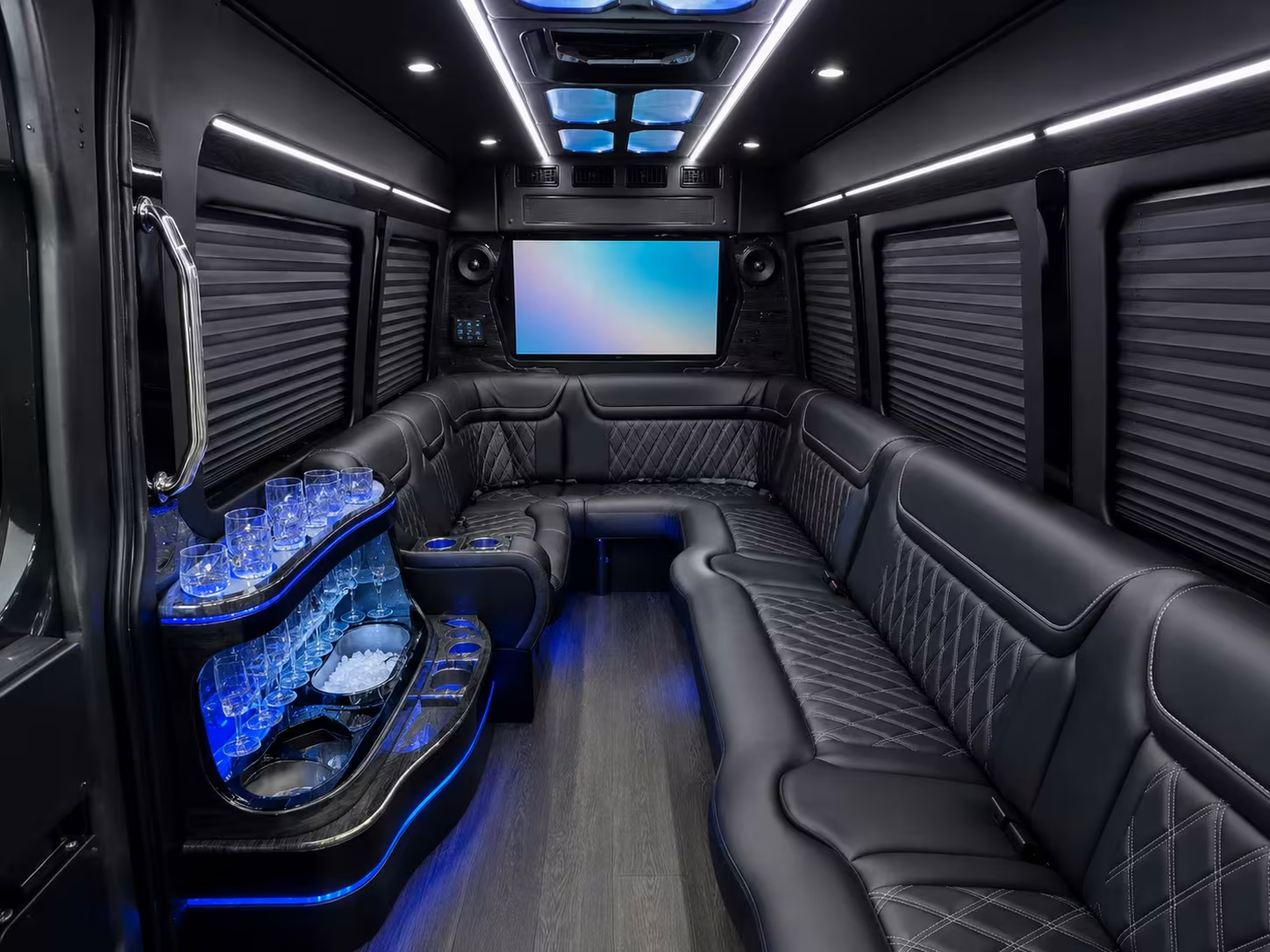 santa fe sports team and fan group bus rentals