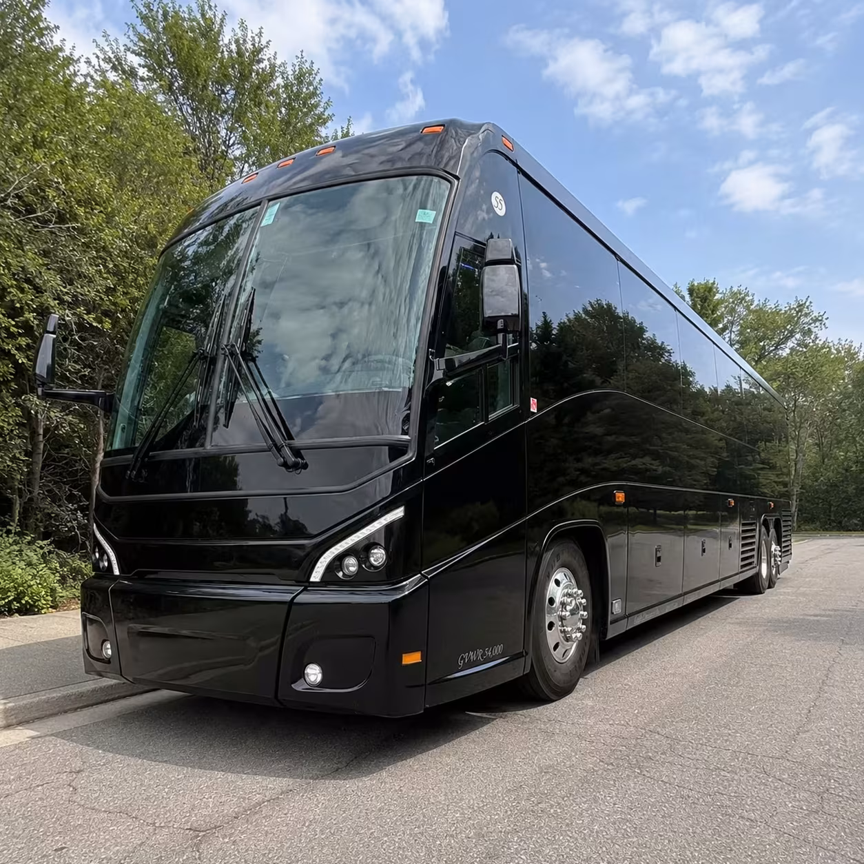 you can find and book employee transportation in santa fe and any nearby city
