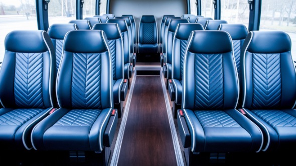santa fe 35 passenger minibus rental